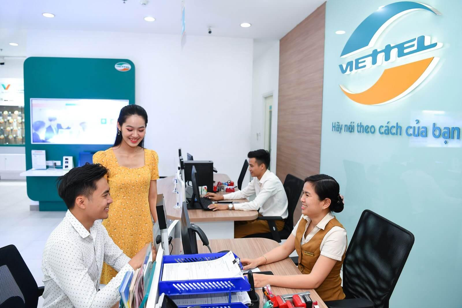 Thay đổi gói cước trả sau Viettel tại quầy giao dịch